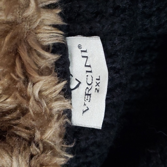Vercini. Absolutely Beauty Black Cable Knit & Faux Fur Collared Cardigan. 2XL - Picture 15 of 16